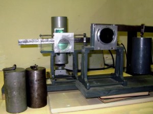 Распределение напряжений  и деформаций в зоне контакта